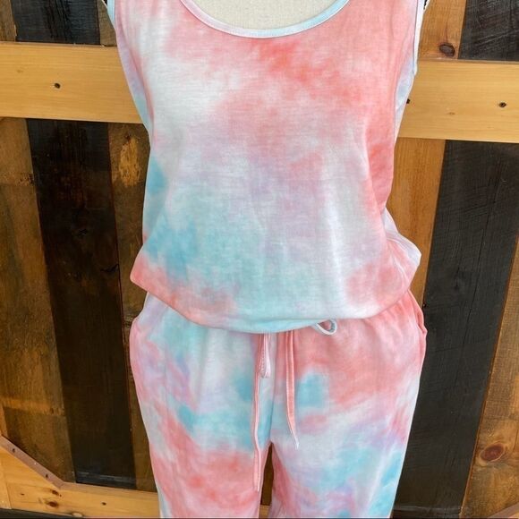 Nwot sleeveless elastic waistband jumpsuit size S - Picture 4 of 11